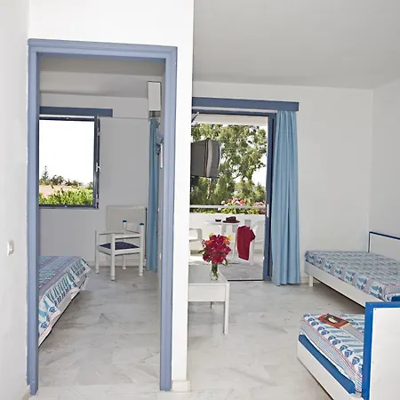 Aparthotel Ariadne 3*