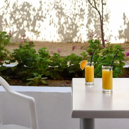Ariadne Aparthotel 3*