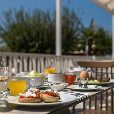 Ariadne Aparthotel